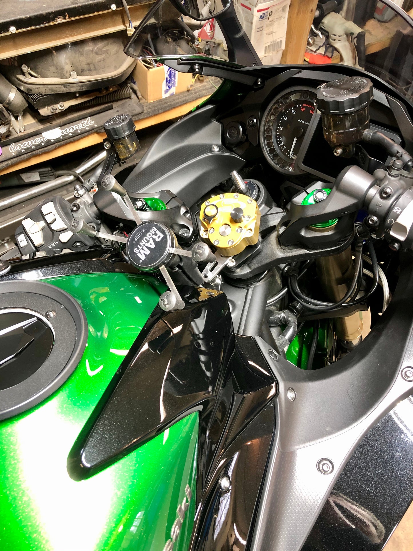 H2 SX scotts steering damper kit